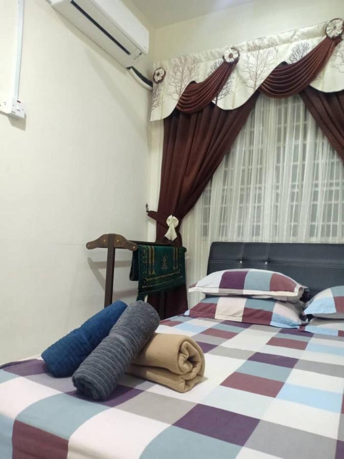 Kh Homestay Comfy N Calm Seri Manjung Exterior photo